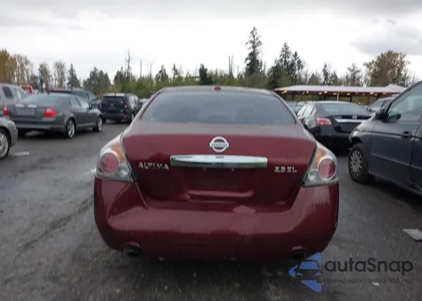 2011 Nissan Altima 2.5 S z USA, uszkodzony, nr VIN 1N4AL2AP3BN421726